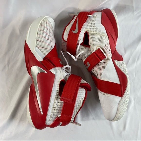 Nike Lebron James Zoom Soldier Basketball Hightops main image 9